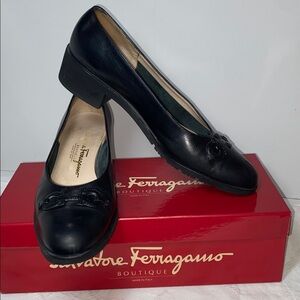 Salvatore Ferragamo Black Leather Flats with Signature Bit